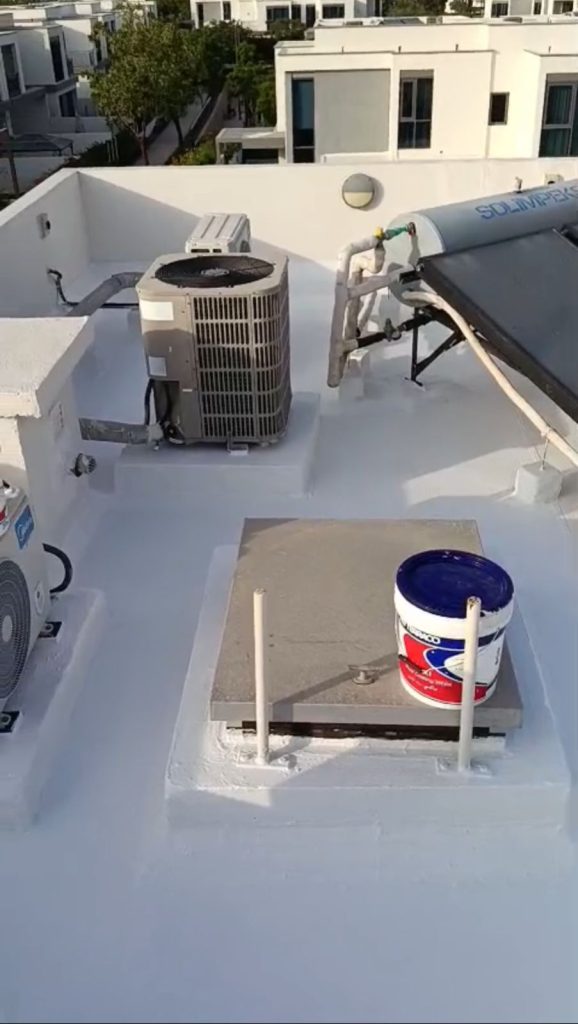 Roof Waterproofing Company in Dubai | Expert Roof Leak Repair Services 0553587105